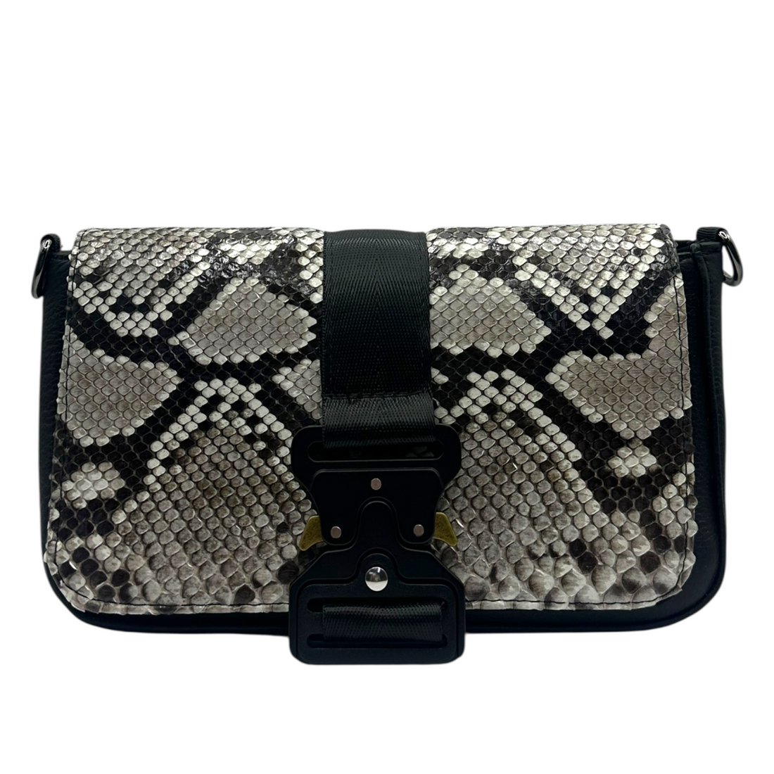 Adriano Python